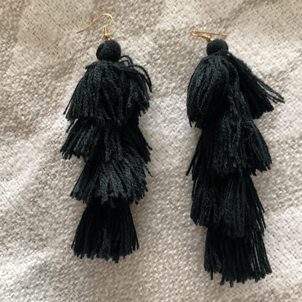 2 pairs of Misa Los Angeles Earrings - Picture 3 of 5